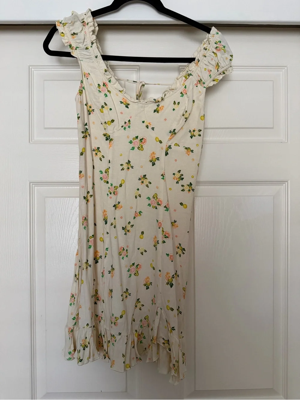 Cream Floral Ruffle Mini Dress - Picture 4 of 5